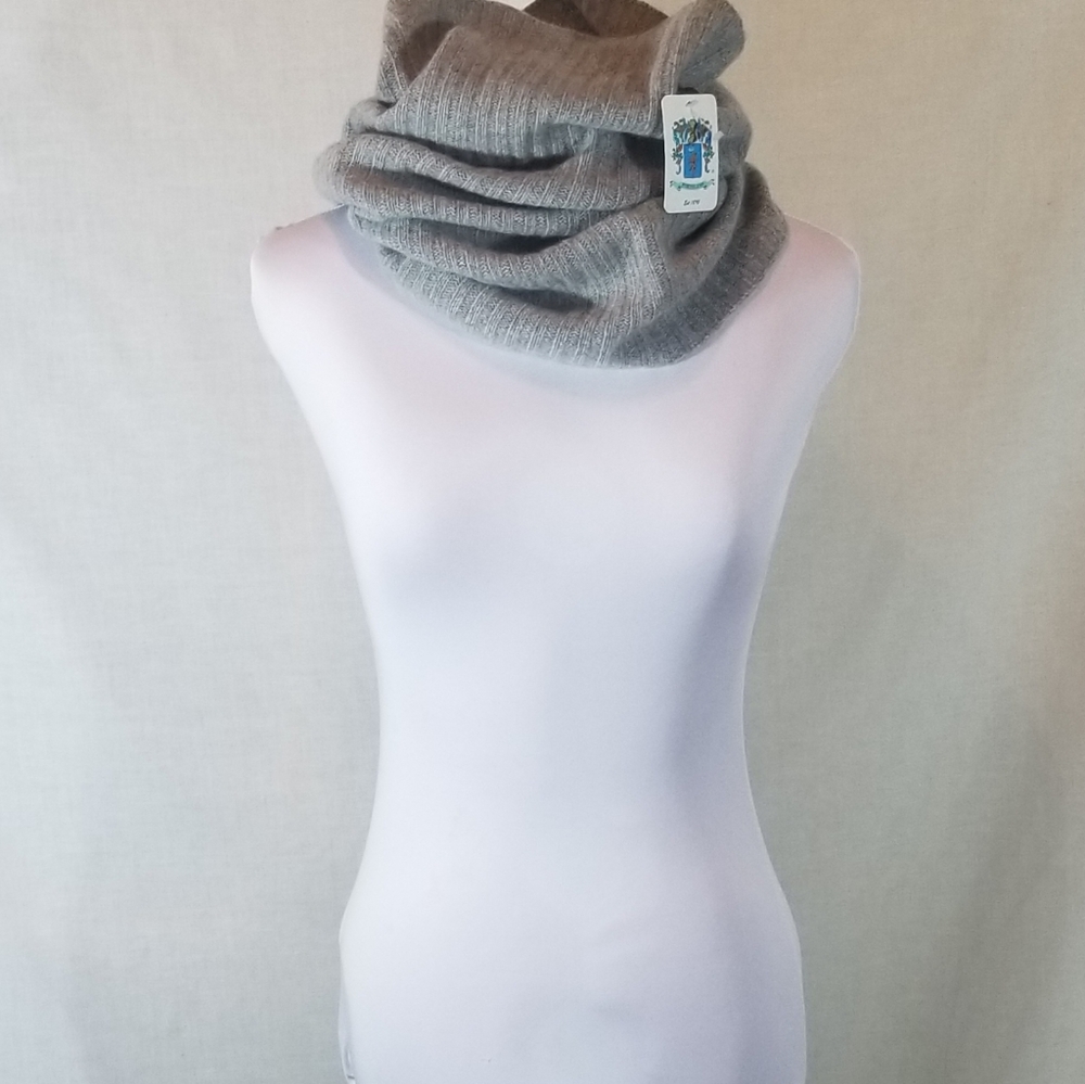 Portolano Cashmere Hood Scarf Grey NWT